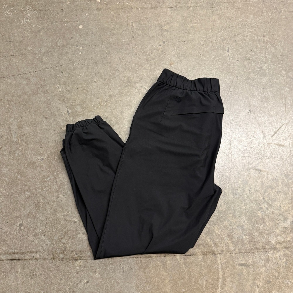 Lululemon Essential High-Rise Jogger Black Pleated Pants LW5EADS Size 29‎